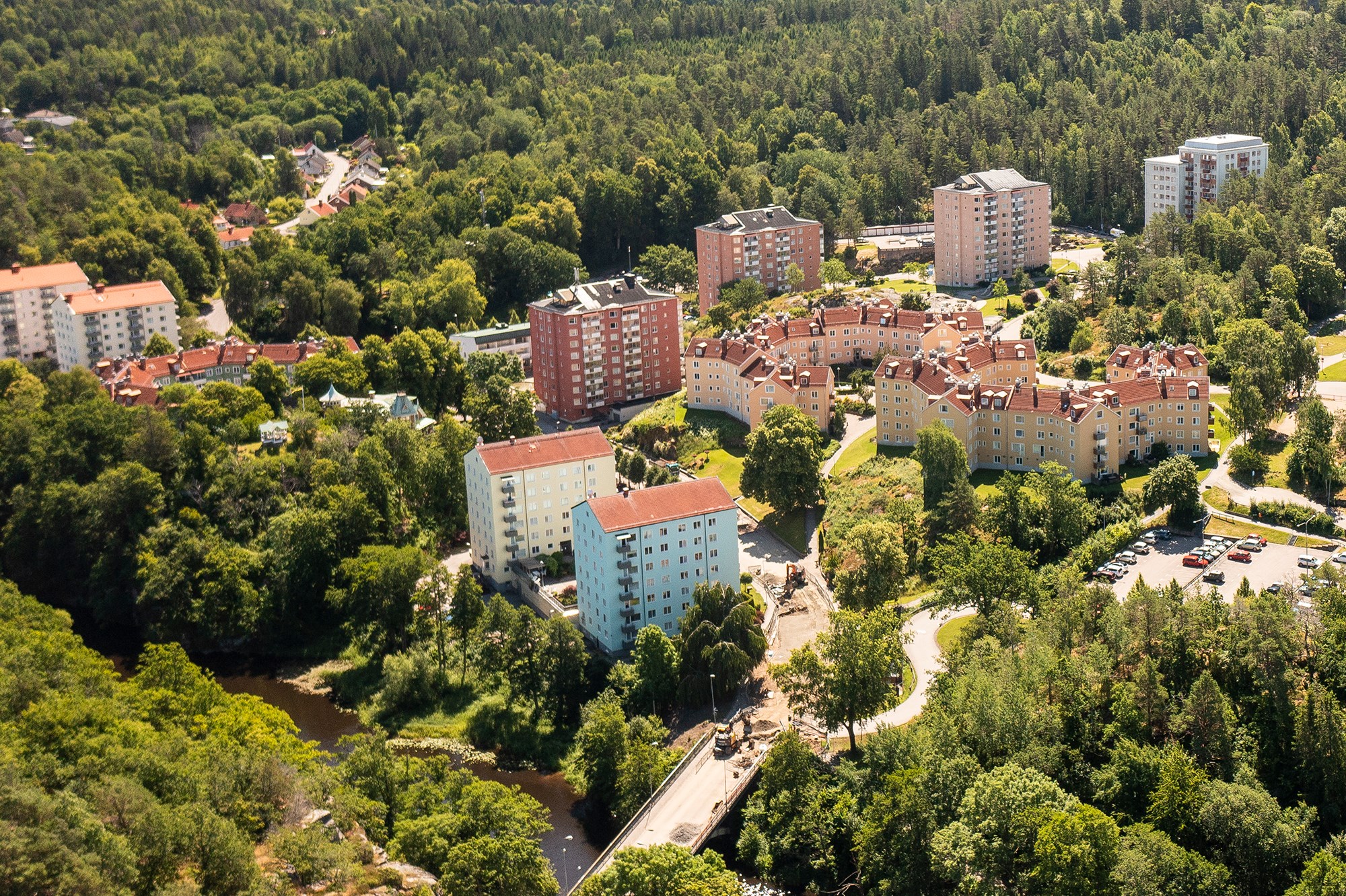 Flygbild med fastigheten adress Tureborgsvägen 1och 3, närmast i bild Tureborgsvägen 1